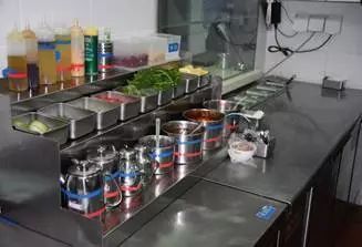 推進(jìn)示范創(chuàng)建，發(fā)揮引領(lǐng)作用——奉賢區(qū)市場(chǎng)監(jiān)管局召開“六T實(shí)務(wù)”餐飲單位現(xiàn)場(chǎng)管理工作推進(jìn)會(huì)暨業(yè)務(wù)培訓(xùn)會(huì)